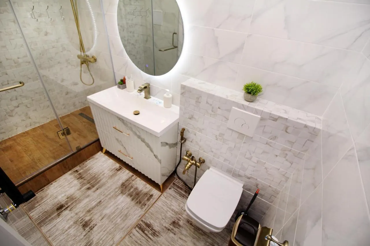Modern, Spacious And Elegant Apt Almatı Daire