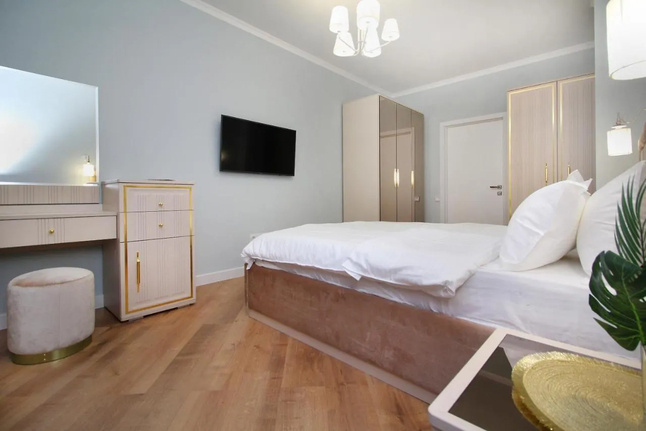 Daire Modern, Spacious And Elegant Apt Almatı Kazakistan